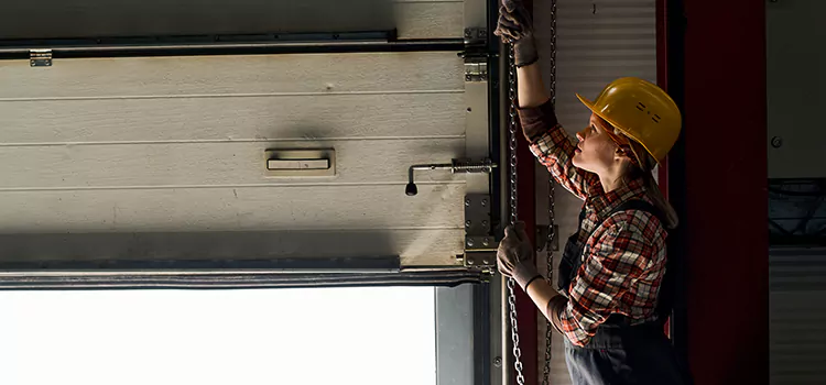 Addressing Common Garage Door Stoppage Issues in Denison, TX